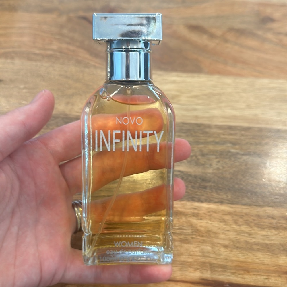 Novo Infinity for Women - 3.4 Fluid Ounce Eau De Parfum Spray Refreshing… - Picture 8 of 8